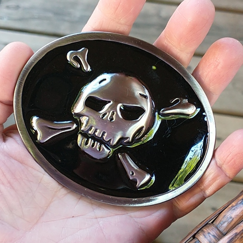 NWOT Skull and Crossbone Anarchy Belt Buckle